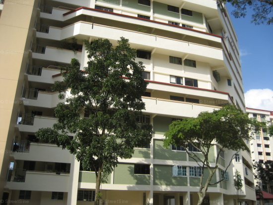 Serangoon Avenue 4 thumbnail photo